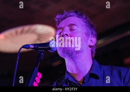 Gijón, Spanien. 31. März 2017. Irische Songwriter, Glen Hansard, funktioniert live-Gijon Musikfestival in Acapulco Mitte am 31. März 2016 in Gijon, Spanien. © David Gato/Alamy Live-Nachrichten Stockfoto