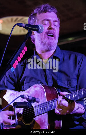 Gijón, Spanien. 31. März 2017. Irische Songwriter, Glen Hansard, funktioniert live-Gijon Musikfestival in Acapulco Mitte am 31. März 2016 in Gijon, Spanien. © David Gato/Alamy Live-Nachrichten Stockfoto