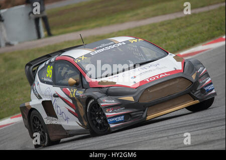 Barcelona, Spanien. 1. April 2017. Der Ford Fiesta ST World Rally Auto von Kevin Eriksson in Aktion während der Runde 1 - Rallycross von Barcelona an der Schaltung von Catalunya Credit: Pablo Guillen/Alamy Live News Stockfoto