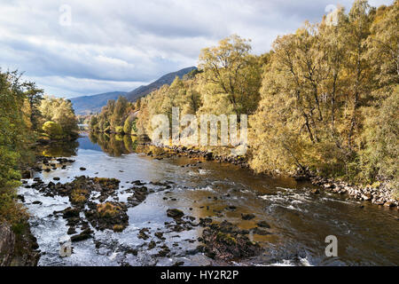 Glen Affric Fluss Affric, Inverness, Highland, Schottland, UK Stockfoto