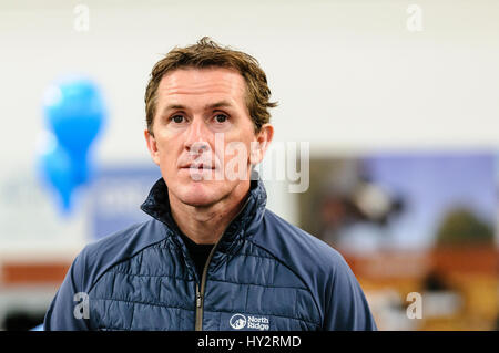 NEWTOWNABBEY, NORDIRLAND. 14. Mai 2016 - öffnet Champion Jockey AP McCoy der erste gehen im freien Markt in Irland. Stockfoto