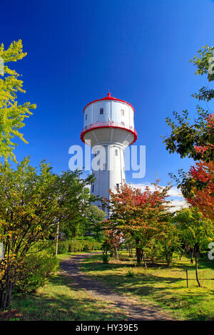 Wasserturm am Suido Koen Park Nagaoka Stadt Niigata, Japan Stockfoto