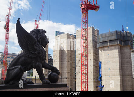 Baustelle der Investmentbank Goldman Sachs neue Europabüro am Farrington Street, London EC1, betrachtet von Holborn Viaduct Stockfoto