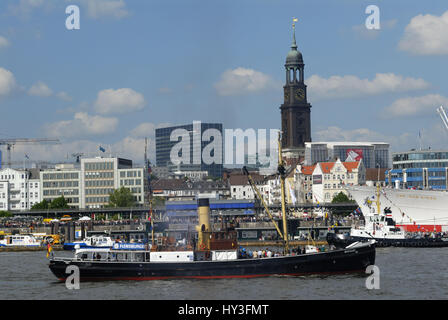 Der historische Dampfschiff Bussard auf der Hafengeburtstag 2009 in Hamburg, Deutschland, Europa, Das Historische Dampfschiff Bussard Auf Dem Hafengeburts Stockfoto