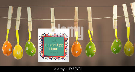 TE252 hndr easter frames mix 2 gegen die Holzverkleidung Stockfoto