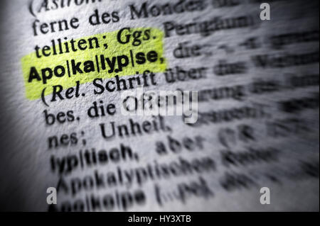 Das Wort Apokalypse in einem Wörterbuch, Das Wort Apokalypse in Einem Woerterbuch Stockfoto