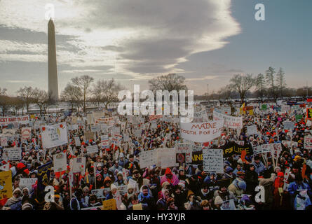 Jährliche RIght To Life März an der Westfront von dem US Capitol und der US-Supreme Court Schritte Washington DC., 22. Januar 1985. Foto: Mark Reinstein Stockfoto