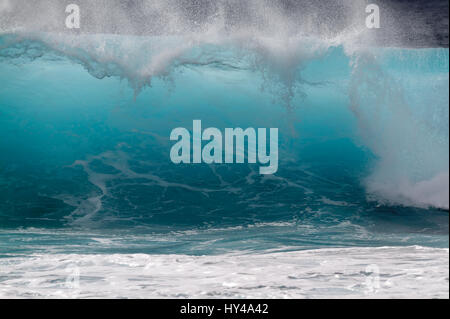 Eine große schöne Meereswelle, Banzai Pipeline auf der North Shore von Oahu Hawaii Stockfoto