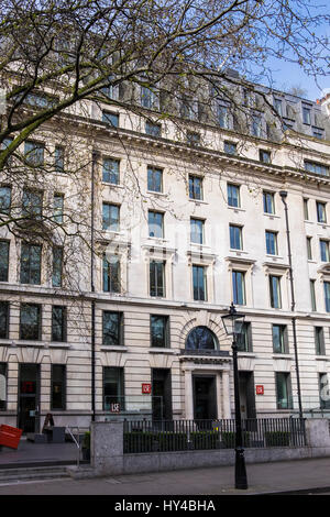 LSE New akademische Gebäude mit Blick auf Lincoln es Inn Fields, London, England Stockfoto