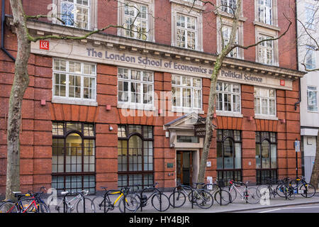 Der London School of Economics & Political Science aufbauend auf Sardinien Street, London, England, Vereinigtes Königreich Stockfoto