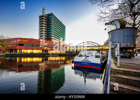 Serrahn und CCB in Mountain Village, Hamburg, Deutschland, Europa, Serrahn Und CCB in Bergedorf, Deutschland, Europa Stockfoto