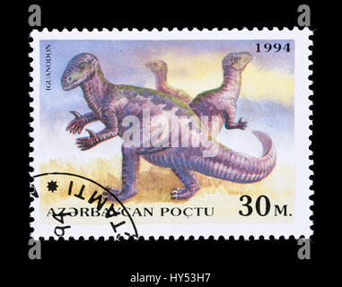 Briefmarke aus Aserbaidschan von Iguanodon Dinosaurier. Stockfoto