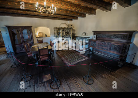 König Ferdinand Speisesaal im Schloss Bran, Rumänien, so genannte "Draculaschloss", Heimat der Titelfigur in Bram Stokers Roman "Dracula" Stockfoto