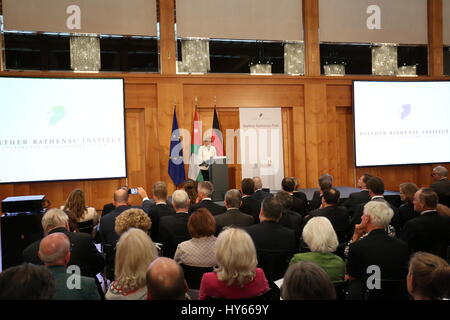 Berlin, Deutschland, 17. Septmeber, 2015: Königin Rania von Jordanien erhält den Walther-Rathenau-Award. Stockfoto