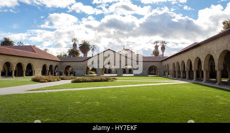 Memorial Court der Stanford University Campus - Palo Alto, Kalifornien, USA Stockfoto