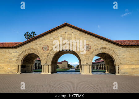 Memorial Court der Stanford University Campus - Palo Alto, Kalifornien, USA Stockfoto