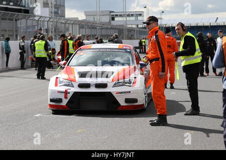 Tag des Rennens für den Hankook 24H Tourenwagen Ausdauer in Silverstone Stockfoto