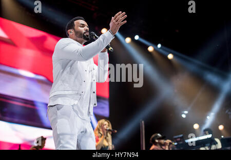 Manchester UK. 1. April 2017. Craig David führt in der Manchester Arena, Manchester UK auf seine Überschrift UK-Tour 2017, Manchester 04.01.2017 © Gary Mather/Alamy Live News Stockfoto