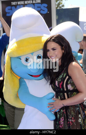 Culver City, Ca. 1. April 2017. Demi Lovato bei der Premiere von Sony Pictures "Schlümpfe: The Lost Village" am ArcLight Kinos am 1. April 2017 in Culver City, Kalifornien. Bildnachweis: David Edwards/Medien Punch/Alamy Live-Nachrichten Stockfoto