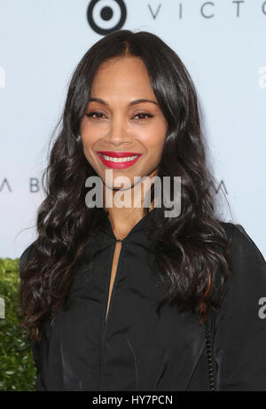 Los Angeles, Ca, USA. 1. April 2017. Zoe Saldana bei der Einführung von Victoria Beckham für Ziel am 1. April 2017 in Los Angeles, Kalifornien. Bildnachweis: Faye lernen/Medien Punch/Alamy Live-Nachrichten Stockfoto