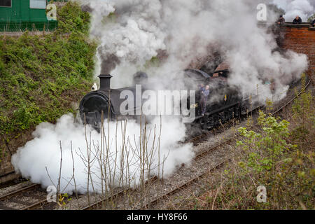 Llangollen Eisenbahn. Ex-LMS-Klasse G2 0-8-0 SuperD Nr. 49395 in Llangollen Station. Stockfoto