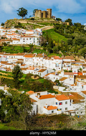 Panoramablick über das Dorf Cortegana, Huelva, Andalusien, Spanien, Europa Stockfoto