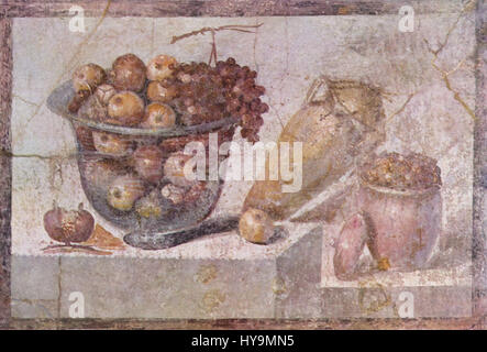 Dieser Titel bezieht sich auf einen römischen Maler aus Pompeji, der für Werke um 70 n. Chr. bekannt ist. Diese Fresken und Wandgemälde geben Einblicke in das tägliche Leben und künstlerische Techniken während des Römischen Reiches in Pompeji. Stockfoto