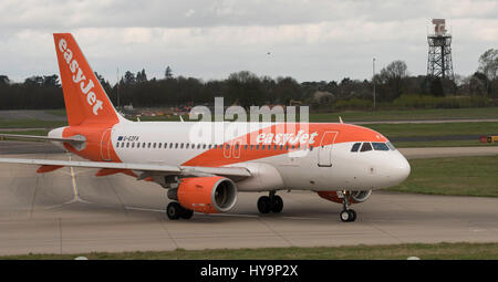 London Stansted Flughafen; EasyJet Airbus A319 - MSN 3788 Stockfoto