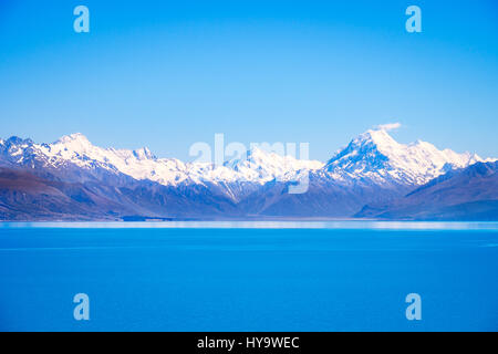 Blick auf Lake Pukaki und Mt. Cook, Südalpen, New Zealand Stockfoto