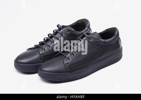 Blaue und weiße Unisex Schuhe - Sneakers Stockfoto