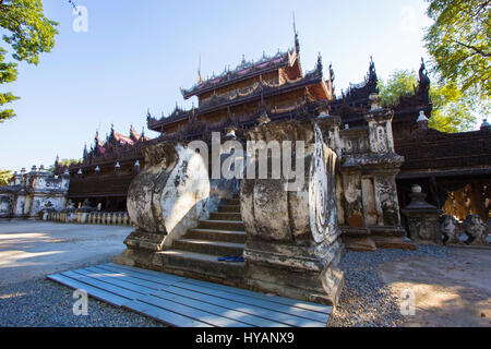 Golden Palace Kloster (Shwenandaw Kyaung), Mandalay in Myanmar (Burma) Stockfoto