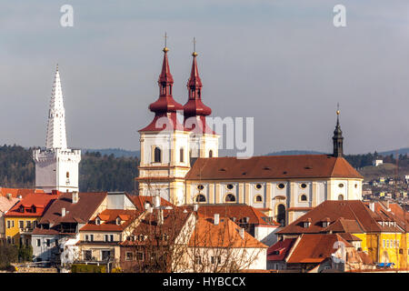 Decanal Kirche der Erhöhung des Heiligen Kreuzes, Kadan, Nord-Böhmen, Tschechische Republik, Europa Stockfoto