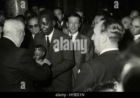 Portugiesischer Ministerpräsident Antonio De Oliveira Salazar und Josè Eduardo De Santos von Angola Stockfoto