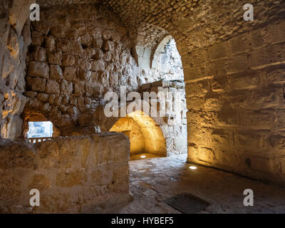 AJLOUN, Jordanien - 18. Februar 2012: innere Burg Ajlun in Jordanien. Burg von Ajloun ist maurischen Burg, erbaut im nordwestlichen Jordanien ich Stockfoto