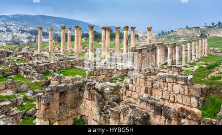 Reisen Sie nach Nahost Land Jordanien - Ansicht der Ruinen des Tempels in der Antike Gerasa Stadt Jerash Stadt im winter Stockfoto