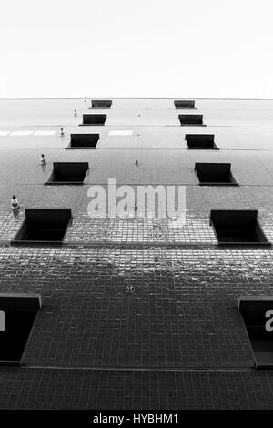 Ein Gebäude wachsen in den Himmel von Matosinhos, Porto, Portugal. Stockfoto