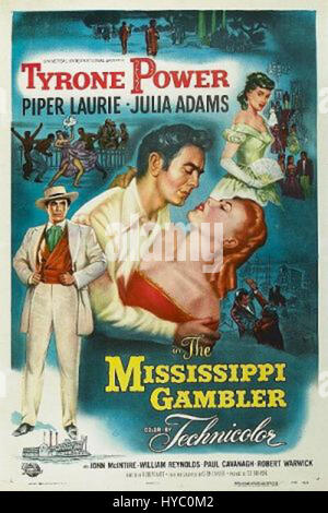 Das Filmplakat für „The Mississippi Gambler“ zeigt die abenteuerlichen und dramatischen Themen des Films, der im amerikanischen Süden spielt. Es hebt den zentralen Charakter hervor, einen Spieler, der sich in moralischen Dilemmas und Situationen mit hohen Einsätzen bewegt. Stockfoto