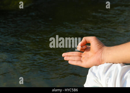 Ein indischer Hand in die Meditation Position oder Jnana Mudra Stockfoto