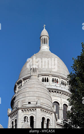Die Kuppel des Basilique du Sacré Coeur de Montmartre (Basilika des Heiligen Herzen von Paris), Montmartre, Paris, Frankreich. Stockfoto