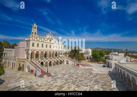 Eingang der Kirche der Panagia Megalochari (Jungfrau Maria) in Tinos, es ist der Schutzpatron der Insel Tinos und als der heilige Beschützer der Gre Stockfoto