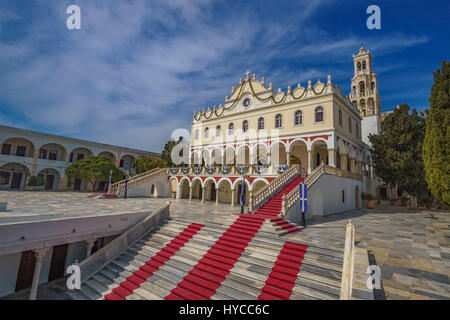 Eingang der Kirche der Panagia Megalochari (Jungfrau Maria) in Tinos, es ist der Schutzpatron der Insel Tinos und als der heilige Beschützer der Gre Stockfoto