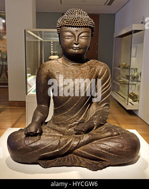 • Eisen-Buddha-Statue; gegossen und verschweißt. Goryeo-Dynastie 918-1392 n. Chr. Asien, Korea, Koreanisch Stockfoto