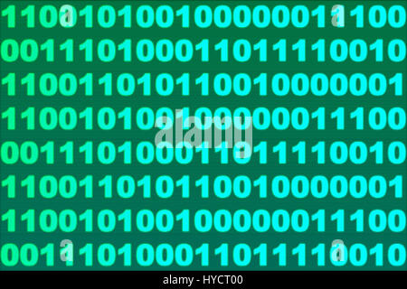 Roboter in einem großen Büro Stockfoto