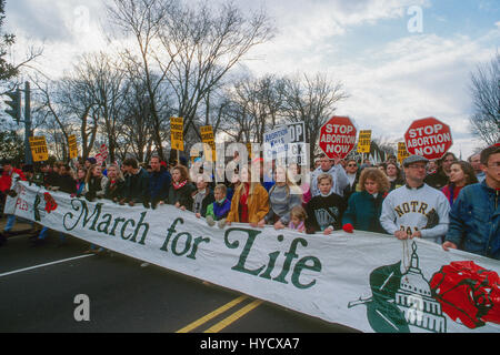 Jährliche Recht auf Leben März geht von der Vorderseite des Supreme Court in Washington DC., 22. Januar 1995. Foto: Mark Reinstein Stockfoto