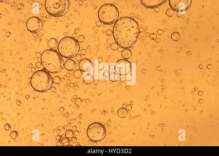 Luftblasen. Neutrale Farben für die Wissenschaft geben Hintergrund. Stockfoto