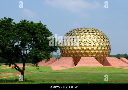 Matrimondir. Der zentrale Meditationsplatz für die Menschen, die in Auroville zu leben. Stockfoto