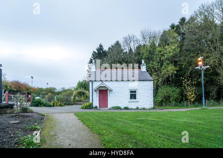 Der Eingang zum Schleusenwärter Inn entlang der Lagan Treidelpfad. Stockfoto