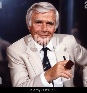 Deutscher Wis und Entertainer Joachim Fuchsberger, Deutschland 1980er Jahre. Deutsche Schauspieler und Entertainer Joachim Fuchsberger, Deutschland der 80er Jahre. Stockfoto