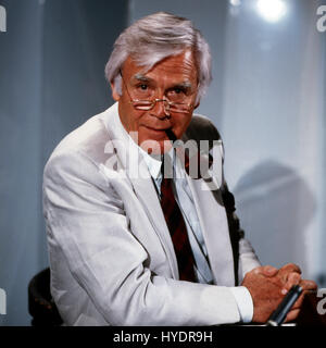 Deutscher Wis und Entertainer Joachim Fuchsberger, Deutschland 1980er Jahre. Deutsche Schauspieler und Entertainer Joachim Fuchsberger, Deutschland der 80er Jahre. Stockfoto