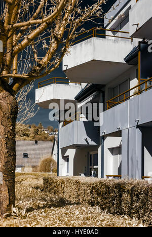 Modernes Apartment in Infrarot-Ansicht, Obernai, Frankreich Stockfoto